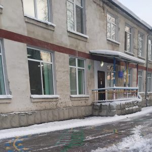 Curățarea căilor de acces spre instituţie